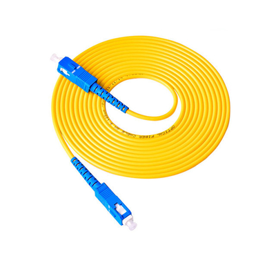 Les câbles optiques faits sur commande optiques de fibre de mode unitaire de Sc raccordent le simplex de corde